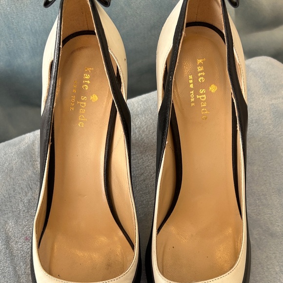 Kate Spade Two-Tone Black and White Heels - Picture 2 of 6
